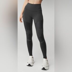 Alo yoga leggings for women